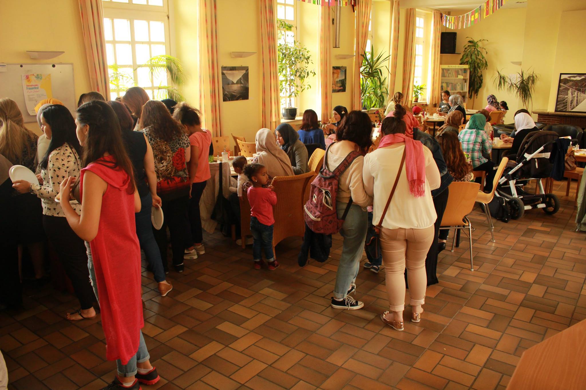 AFAQ Internationalles Frauenfest Internationales Frauenfest 2017-1