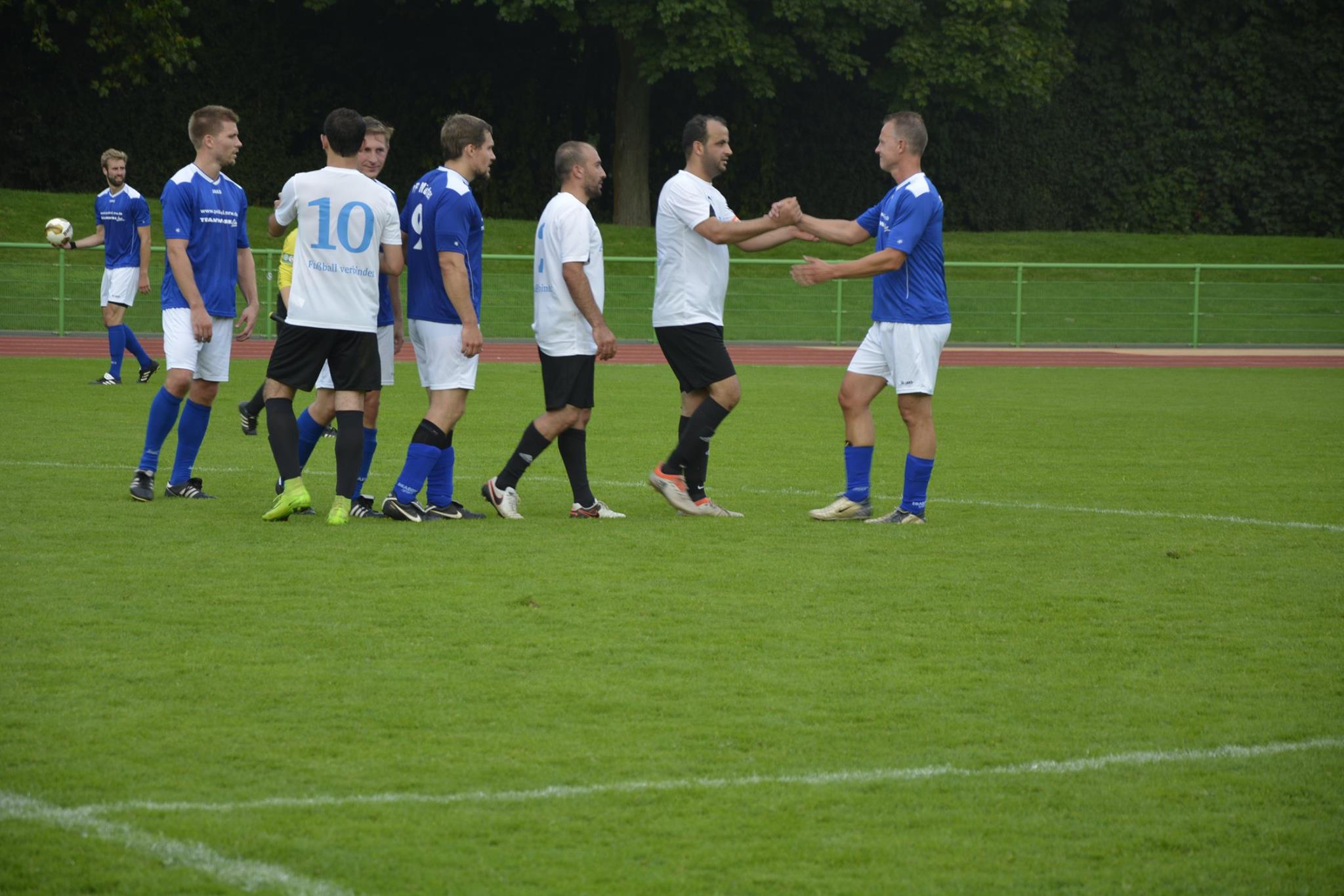 Fußball verbindet-7
