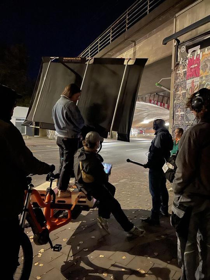 d319b6498300 1280x720 boxed